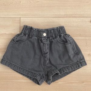Zara toddler black shorts